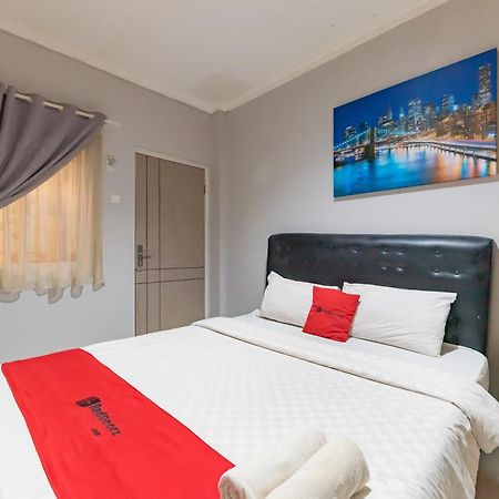 Reddoorz Near Botani Square Mall Bogor Buitenkant foto