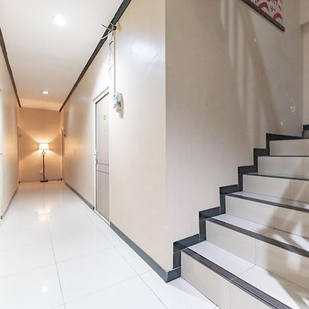 Reddoorz Near Botani Square Mall Bogor Buitenkant foto