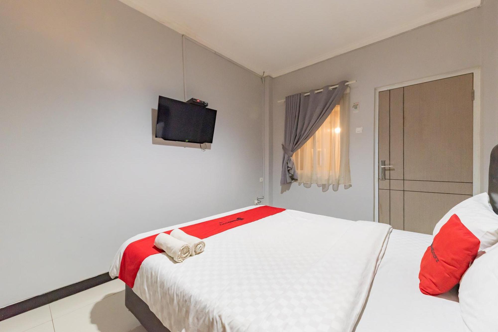 Reddoorz Near Botani Square Mall Bogor Buitenkant foto