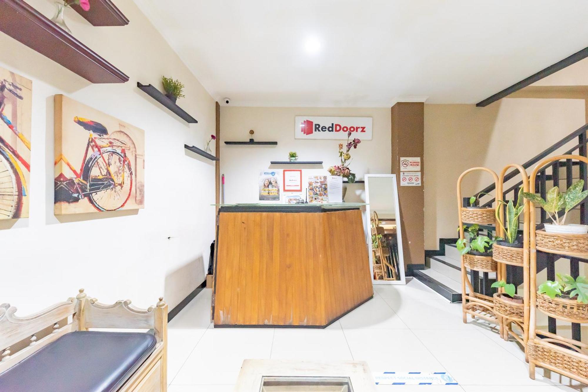 Reddoorz Near Botani Square Mall Bogor Buitenkant foto