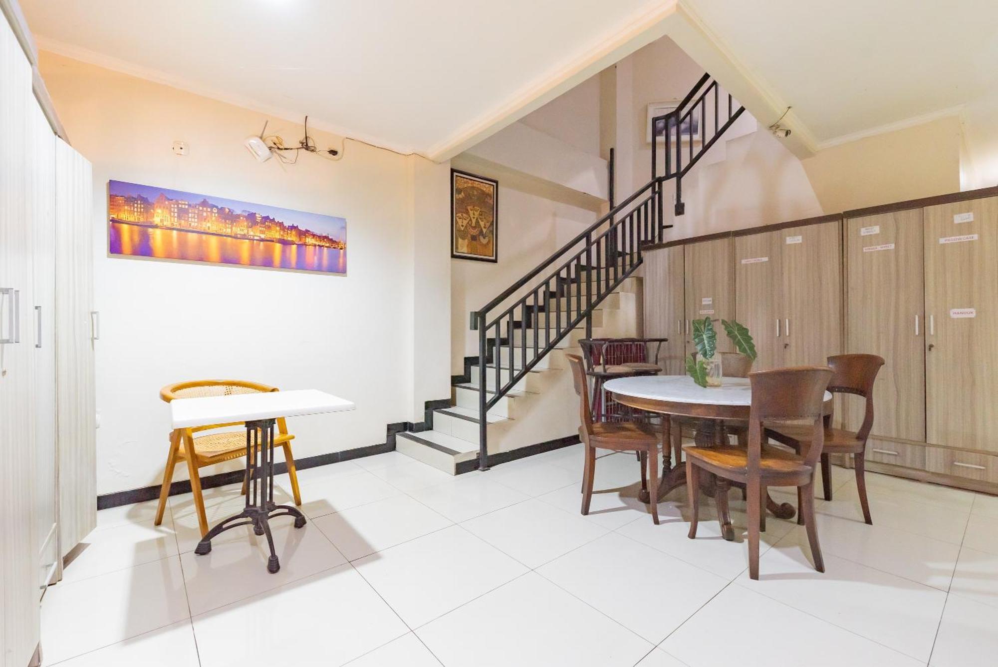 Reddoorz Near Botani Square Mall Bogor Buitenkant foto